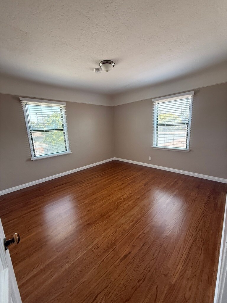 Bedroom 2 - 328 W 17th St