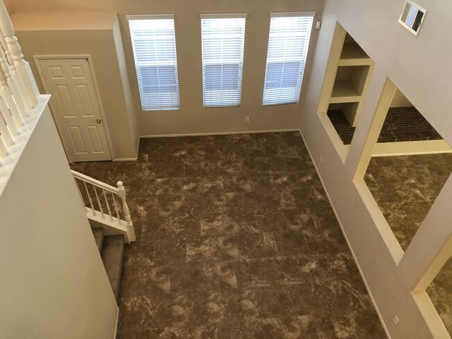 Building Photo - Paseo del Sol 4 Bedroom