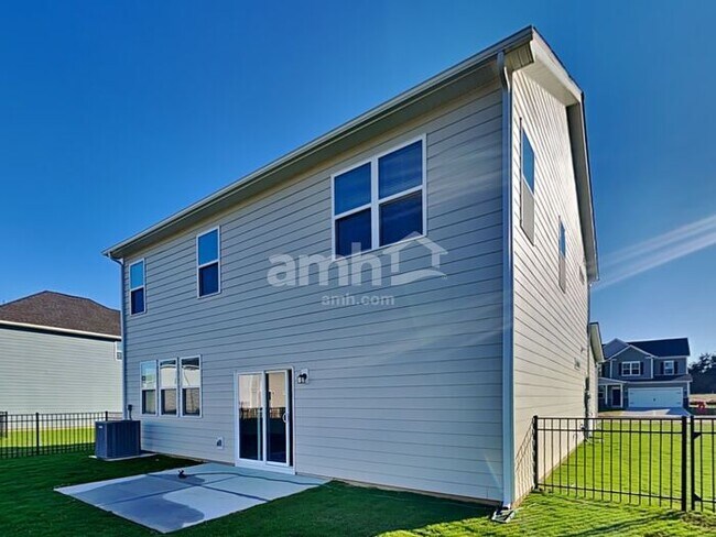 Building Photo - 5230 Virtue Ave