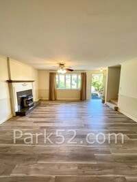 Building Photo - $500 off First Full Month! 2 Bedroom Tacom...