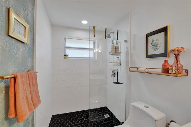 Building Photo - 2513 Whale Harbor Ln