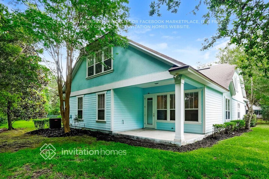 Building Photo - 133 W Village Dr