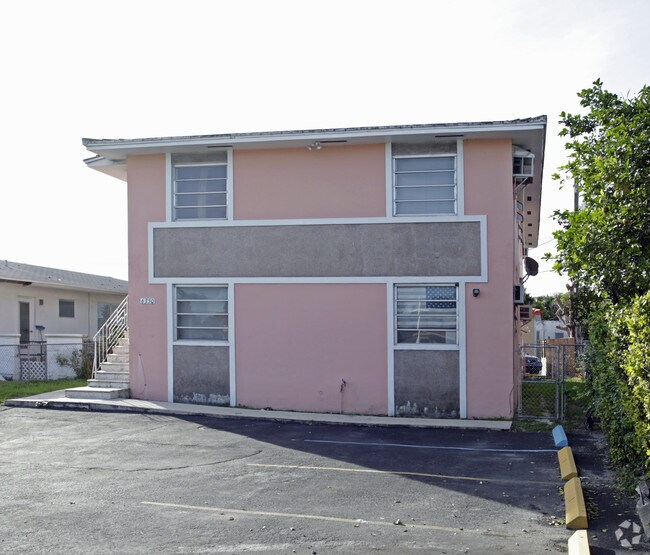 Building Photo - 6350 W Flagler St