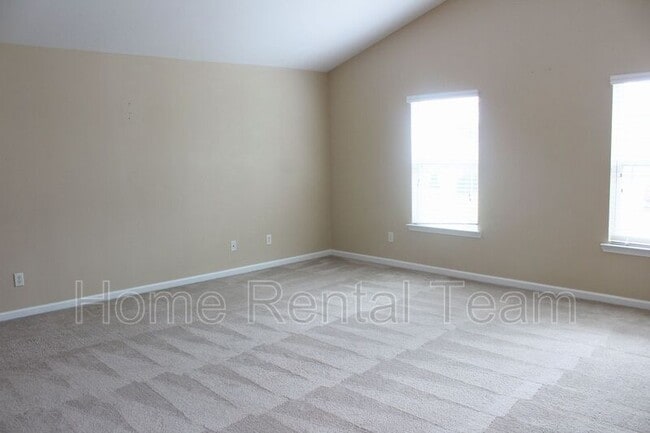 Building Photo - 122 Lake Pointe Dr