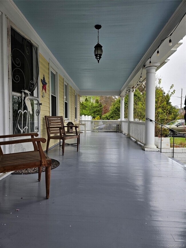 Building Photo - 2770 Academy St