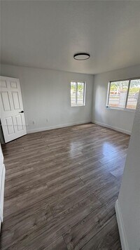 Building Photo - 15480 SW 284th St