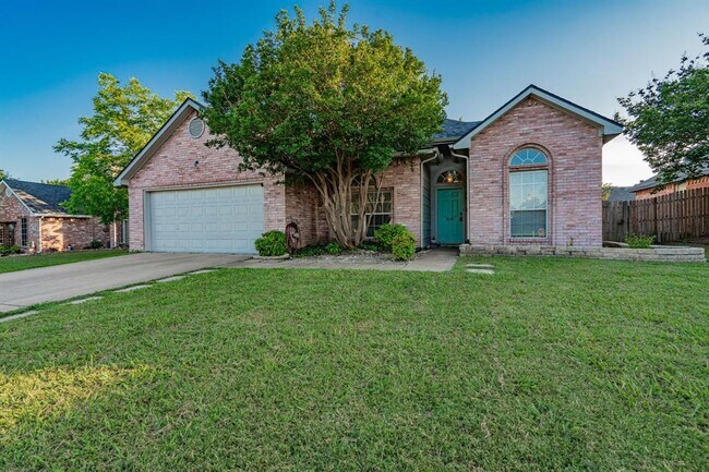 Primary Photo - 305 Westwood Dr