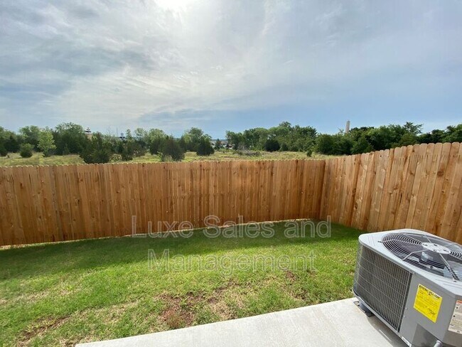 Building Photo - 12010 Rhya Ln