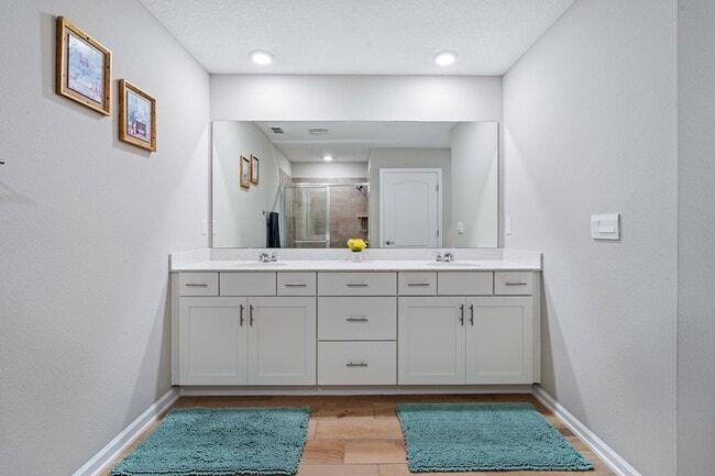 Building Photo - 4 Mill Wheel Ct