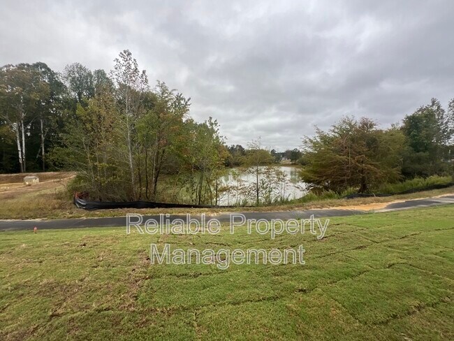 Building Photo - 651 Roy Adams Rd