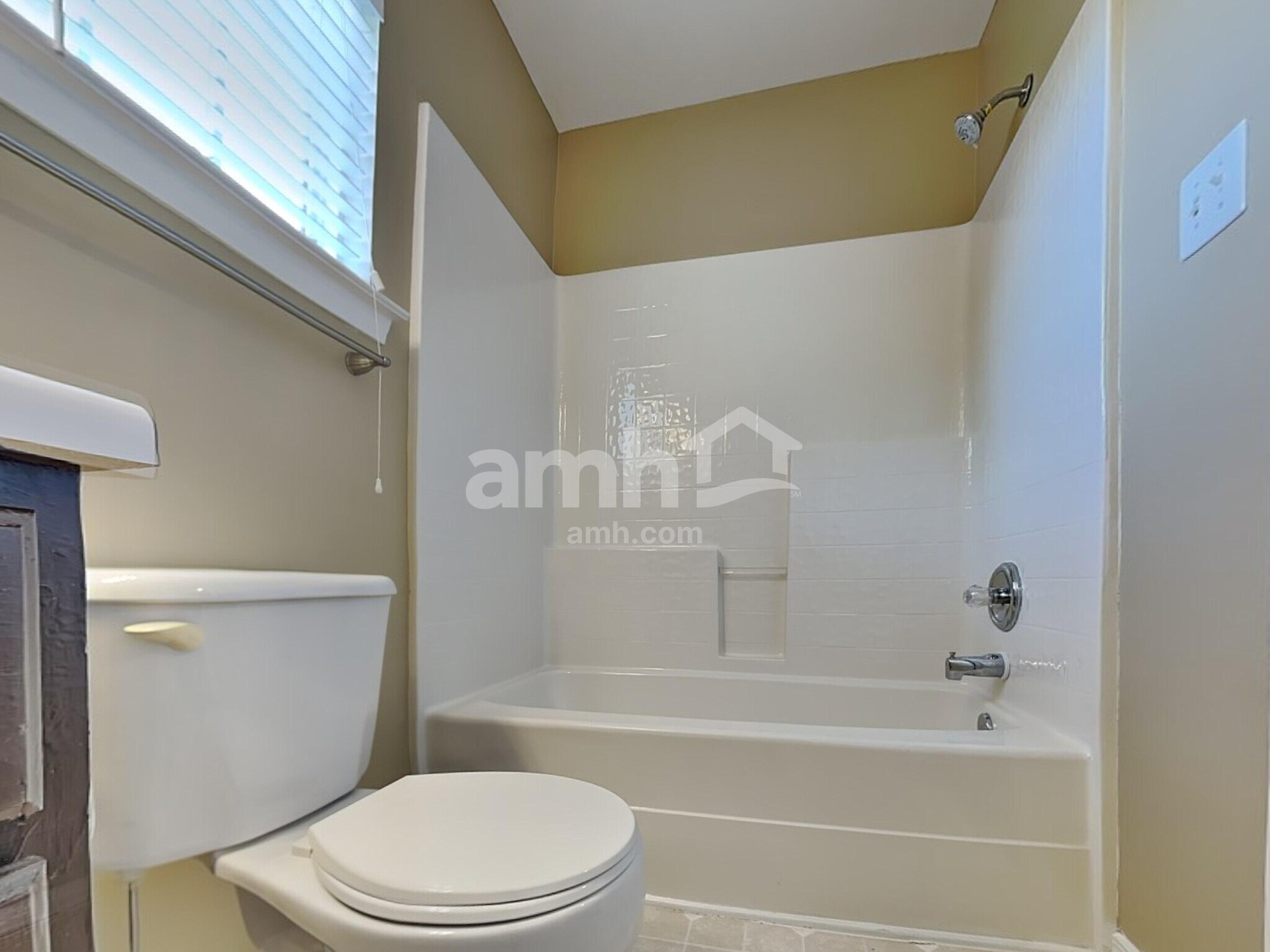 Building Photo - 3049 Buttonwood Ln