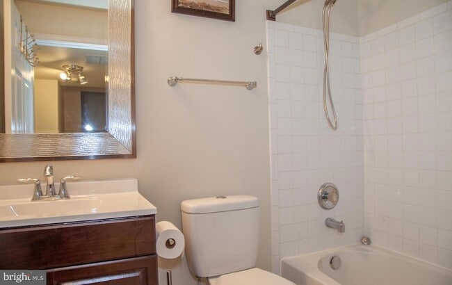 Building Photo - 8986 Harrover Pl