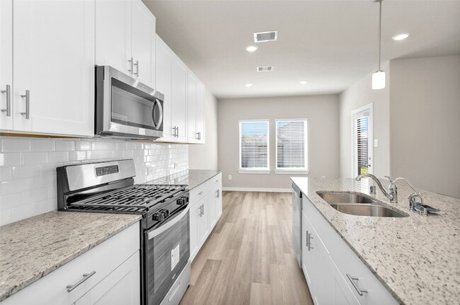 Building Photo - 1406 Waggoner Rnch Trl