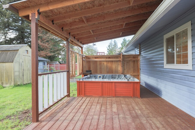 Building Photo - 2641 SE 168th Ave