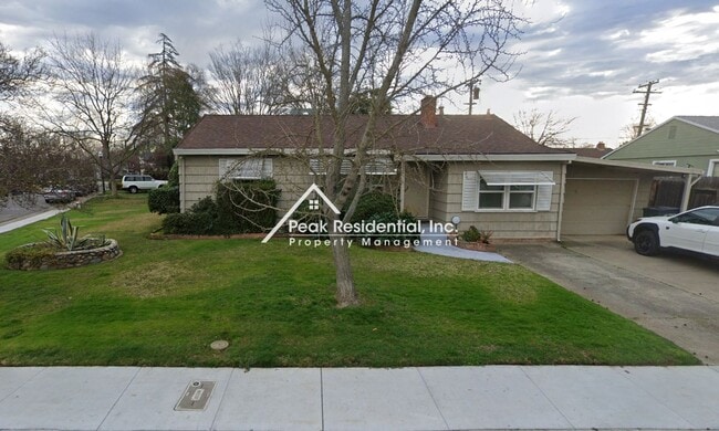 Primary Photo - Very Nice 3bd/1.5 Tahoe Park Area with Extras