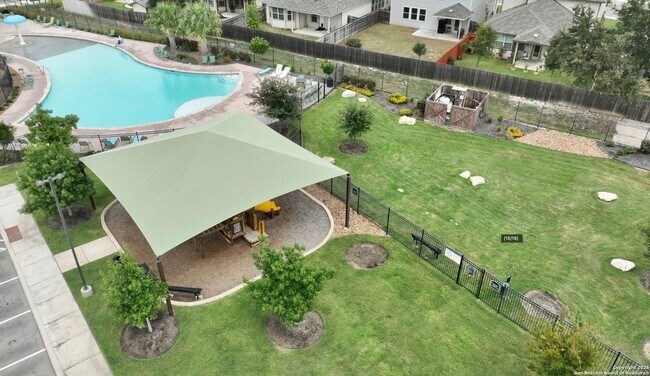 Building Photo - 12927 Irvin Path