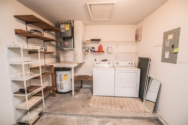 Building Photo - 2764 Kavalier Dr