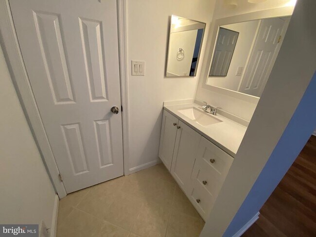 Building Photo - 14817 Winding Loop