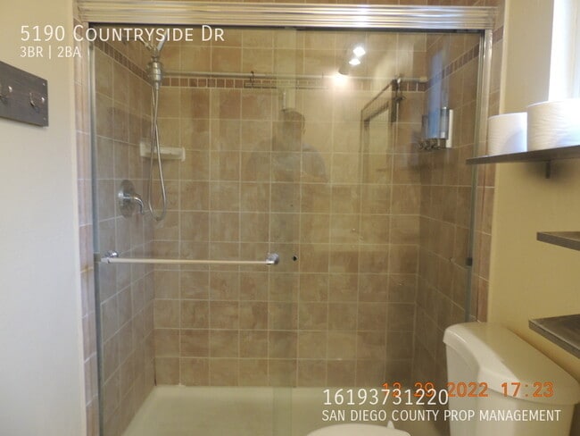 Building Photo - 5190 Countryside Dr