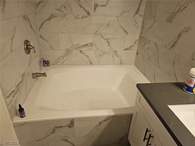 Building Photo - 2200 S Fort Apache Rd