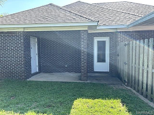 Building Photo - 6963 Sandfield Dr