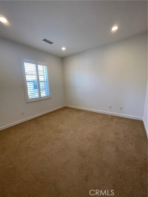 Building Photo - 123 Stallion