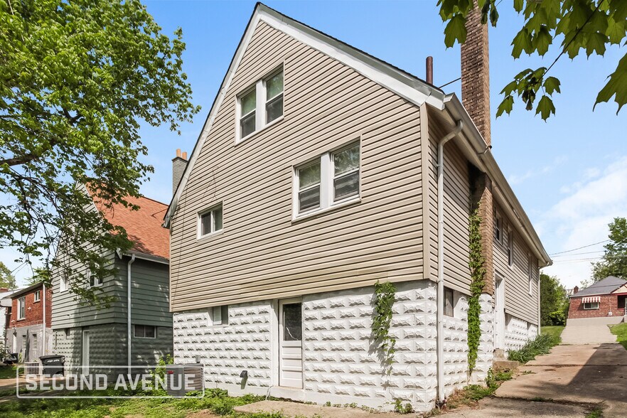 Building Photo - 3121 Cavanaugh Ave