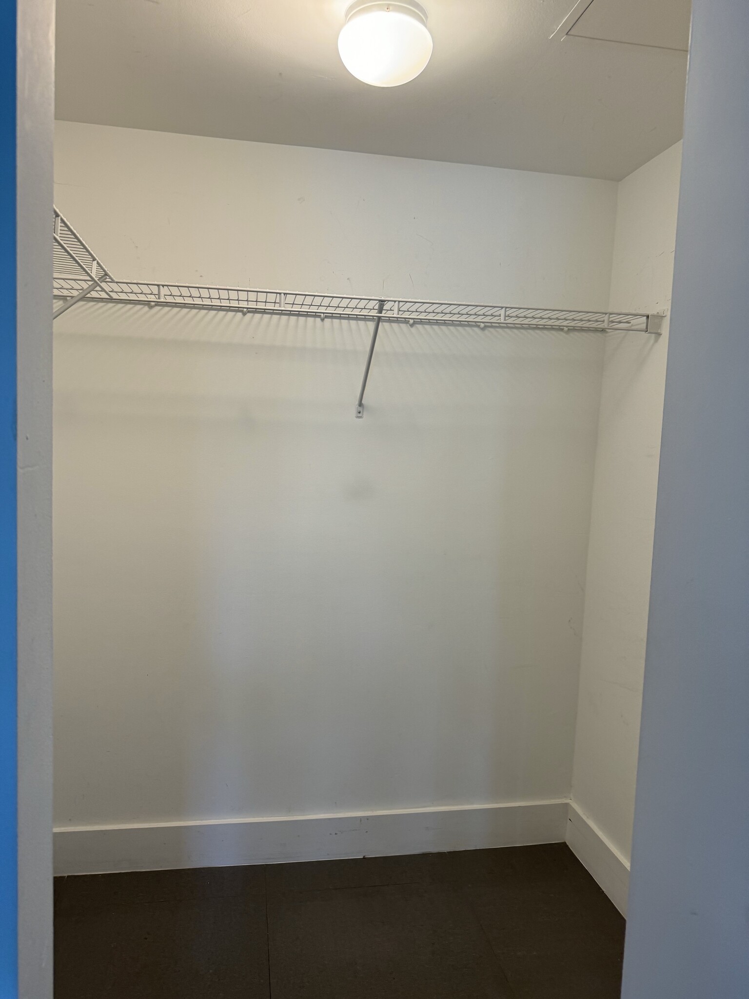 Walk -in closet - 2775 NE 187th St