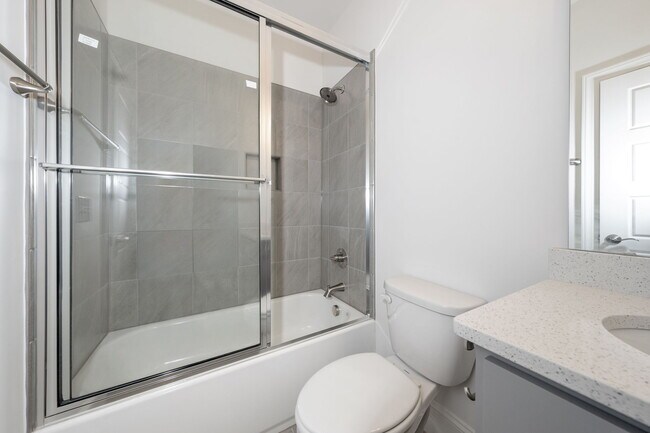 Building Photo - 3806 Lands End Ct