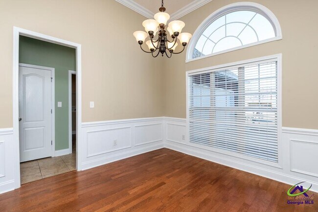 Building Photo - 601 Huntwood Ln