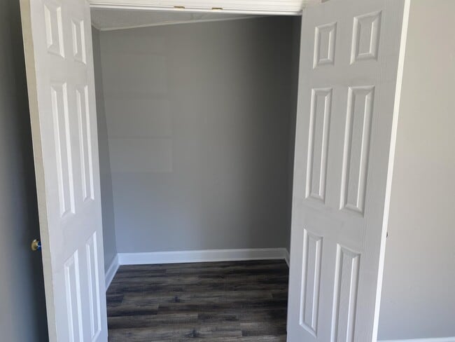 Building Photo - 509 Reid Ave