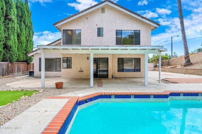Building Photo - 2594 Ridgebrook Pl