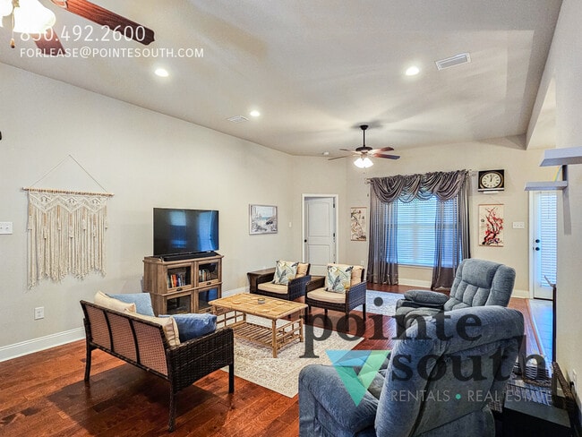 Building Photo - 8881 Bellawood Cir