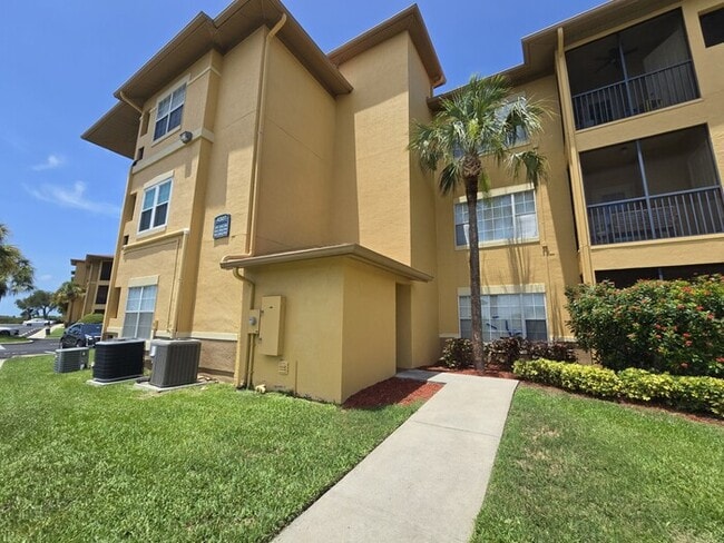 Building Photo - 1 Bed 1 Bath Condo For Rent in Tampa $1499