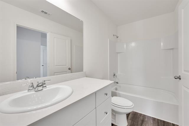 Building Photo - 1707 Washington St