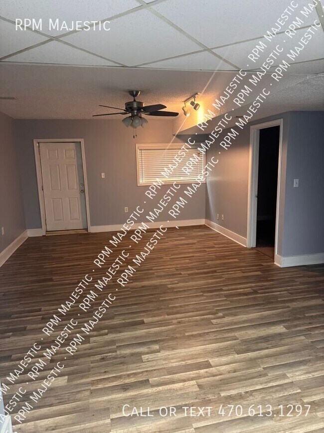 Building Photo - 3518 Moonlight Ct