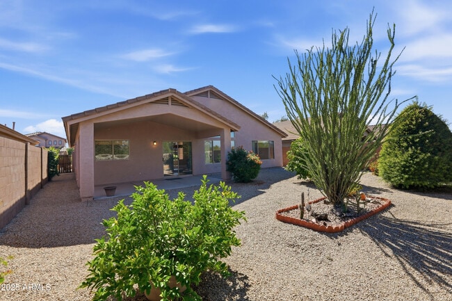 Building Photo - 4626 E Thorn Tree Dr