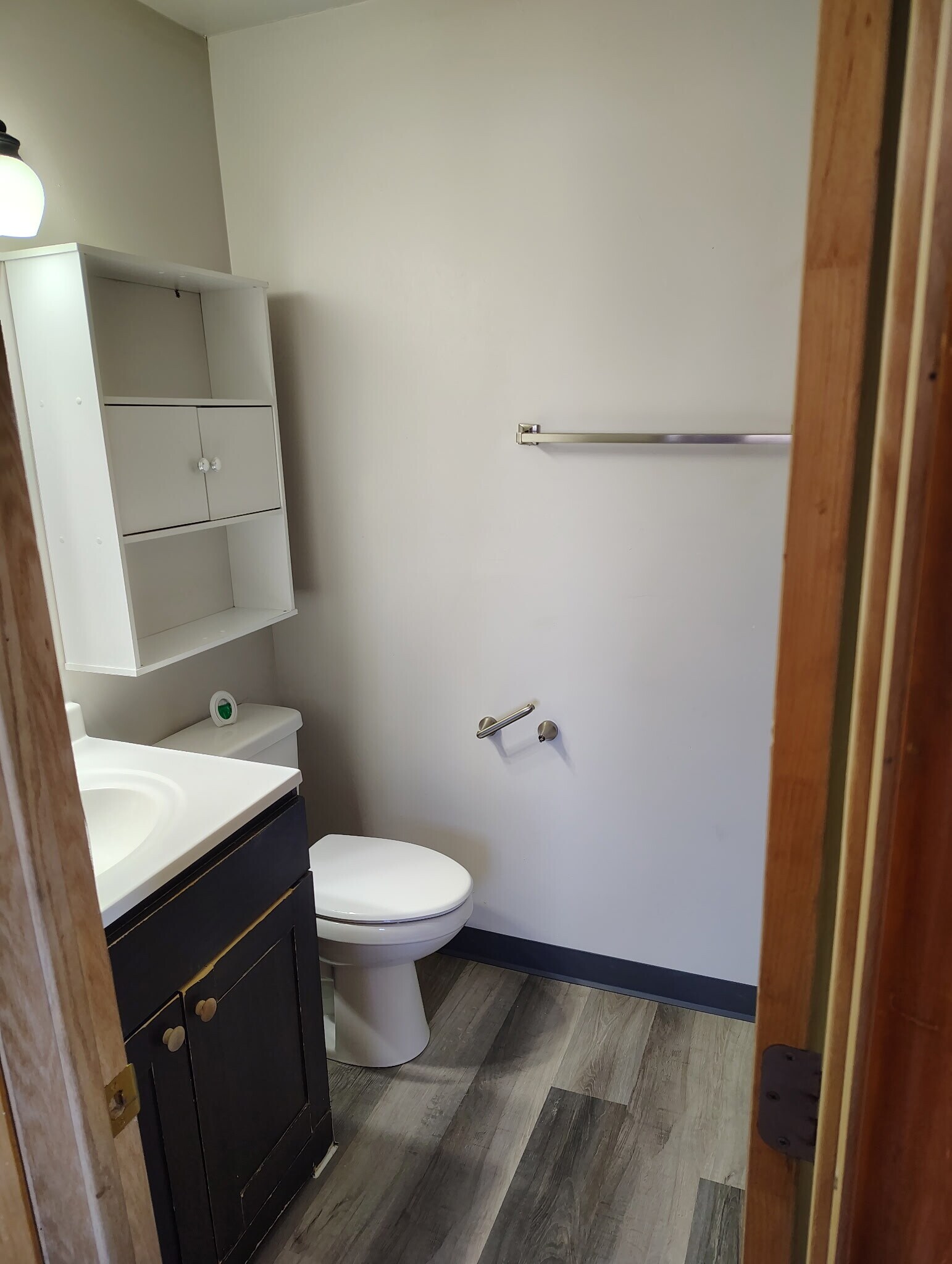 Building Photo - 8 8th St W