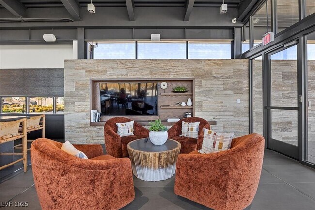 Building Photo - 10950 Earth Hues Ct