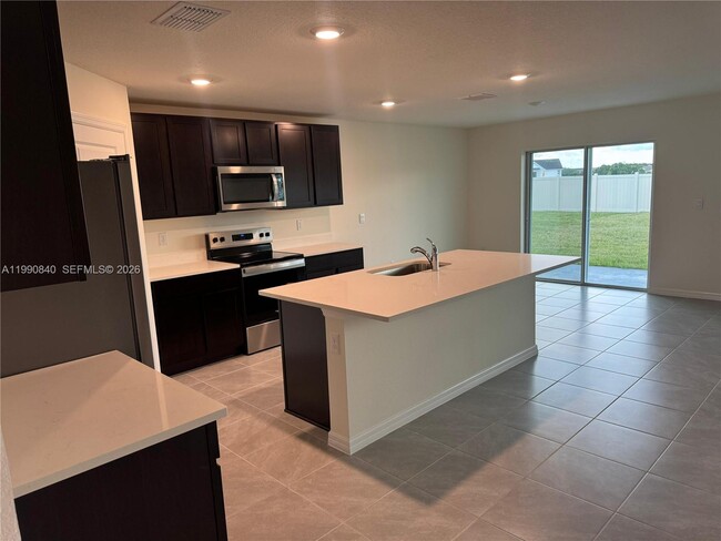 Building Photo - 4251 SW 53rd Ln Rd