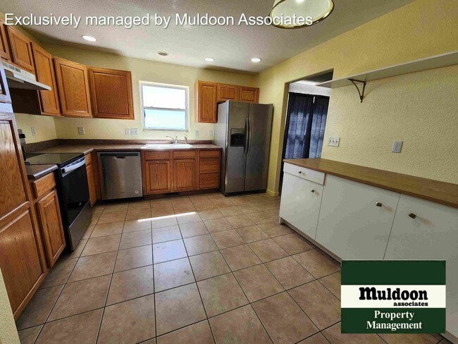 Building Photo - Large Pueblo West 2 Story Available now!