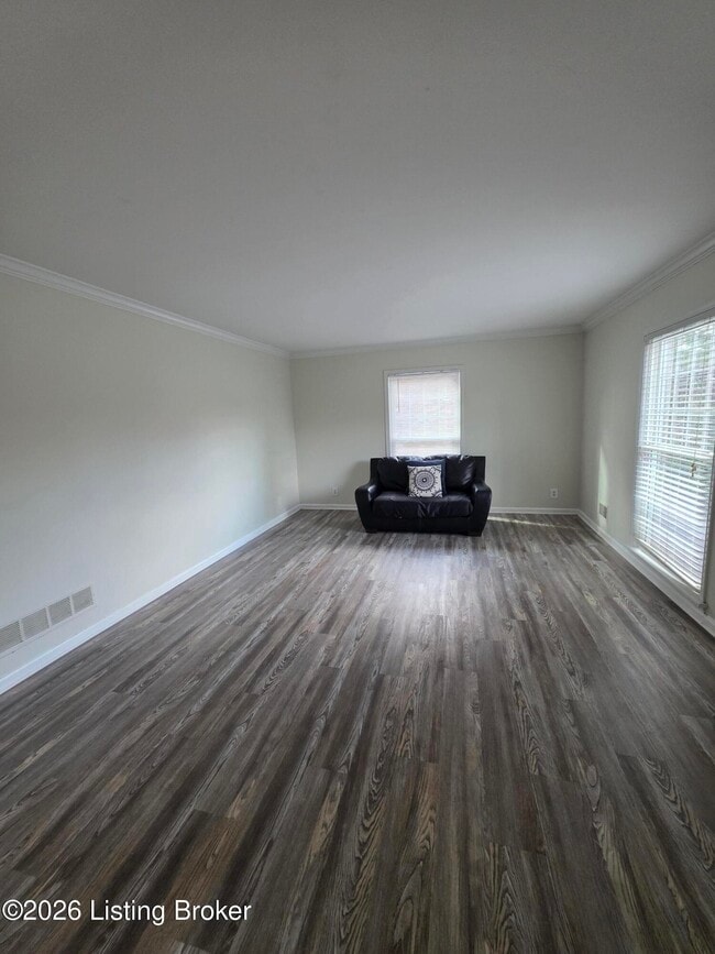 Building Photo - 8802 Nottingham Pkwy