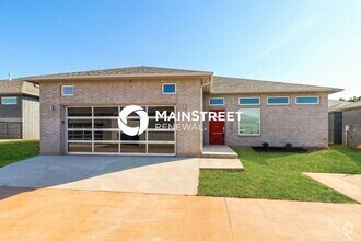 Building Photo - 3 Bedroom Pet-Friendly Home in Oklahoma Ci...
