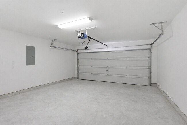 Building Photo - 1223 Blue Hazel Ct