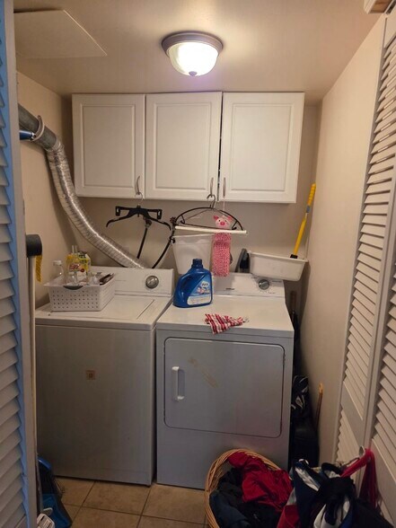 Building Photo - 412 Brandywine Ct