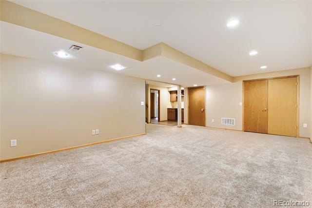 Building Photo - 1117 Ridgeview Cir