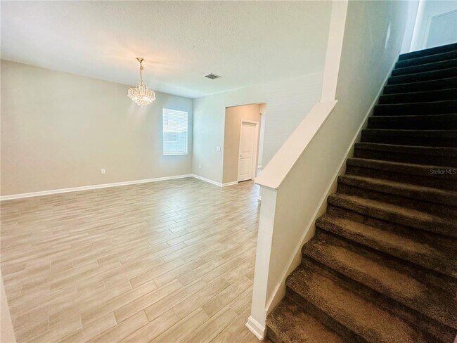 Building Photo - 6452 Sprucepine Ln