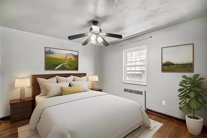 Building Photo - 433 Winterhill St