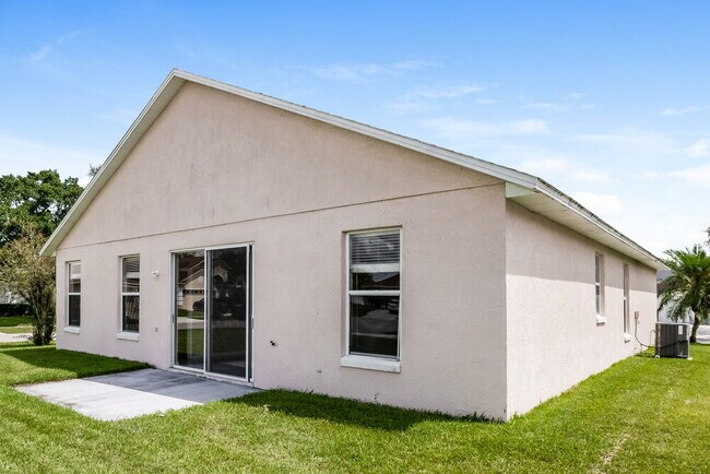 Building Photo - 2944 Cedena Cove St