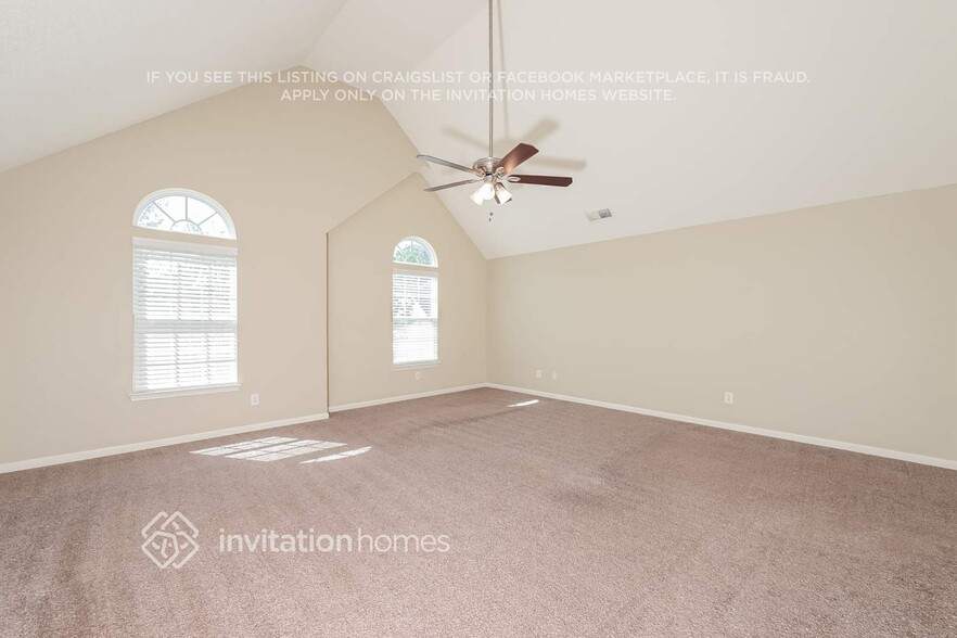 Building Photo - 3812 Rosebud Park Dr